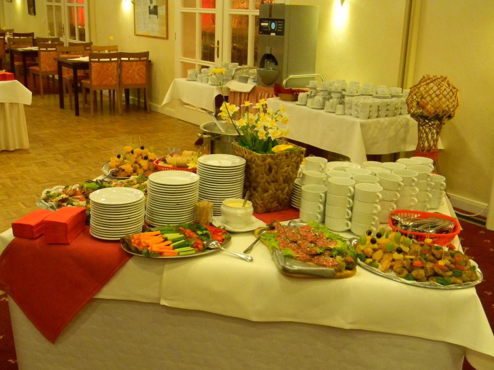 Kraeuterhotel & Restaurant Heidejaeger Mulmshorn ภายนอก รูปภาพ